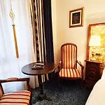 Alojamento de Acomodação e Pequeno-almoço Hamlet 4*