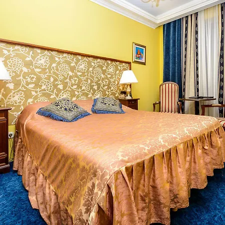 Hamlet Bed & Breakfast 4*