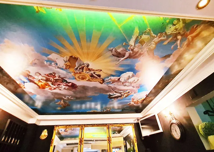 Hamlet Oda ve Kahvaltı 4*